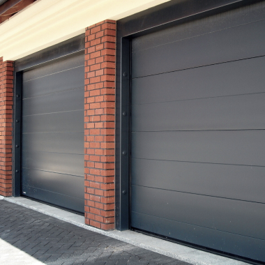 Секционные гаражные ворота