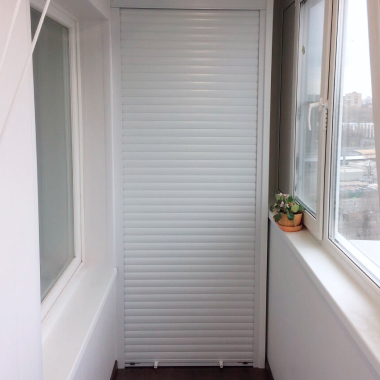 Рольставни на балкон