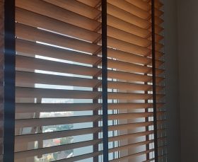 Деревянные жалюзи