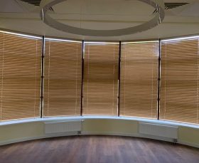 деревянные жалюзи